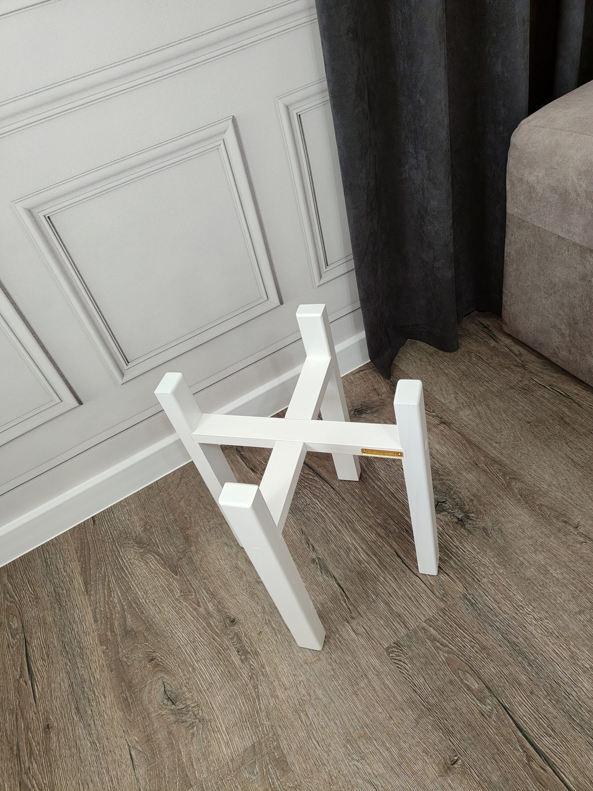 Підставка під тубус вис. 39 см біла