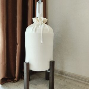 Чохол на бутель 19л молочний