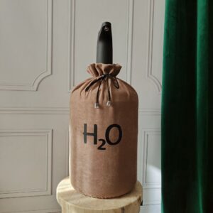 Чохол на бутель 19л темно бежевий з написом