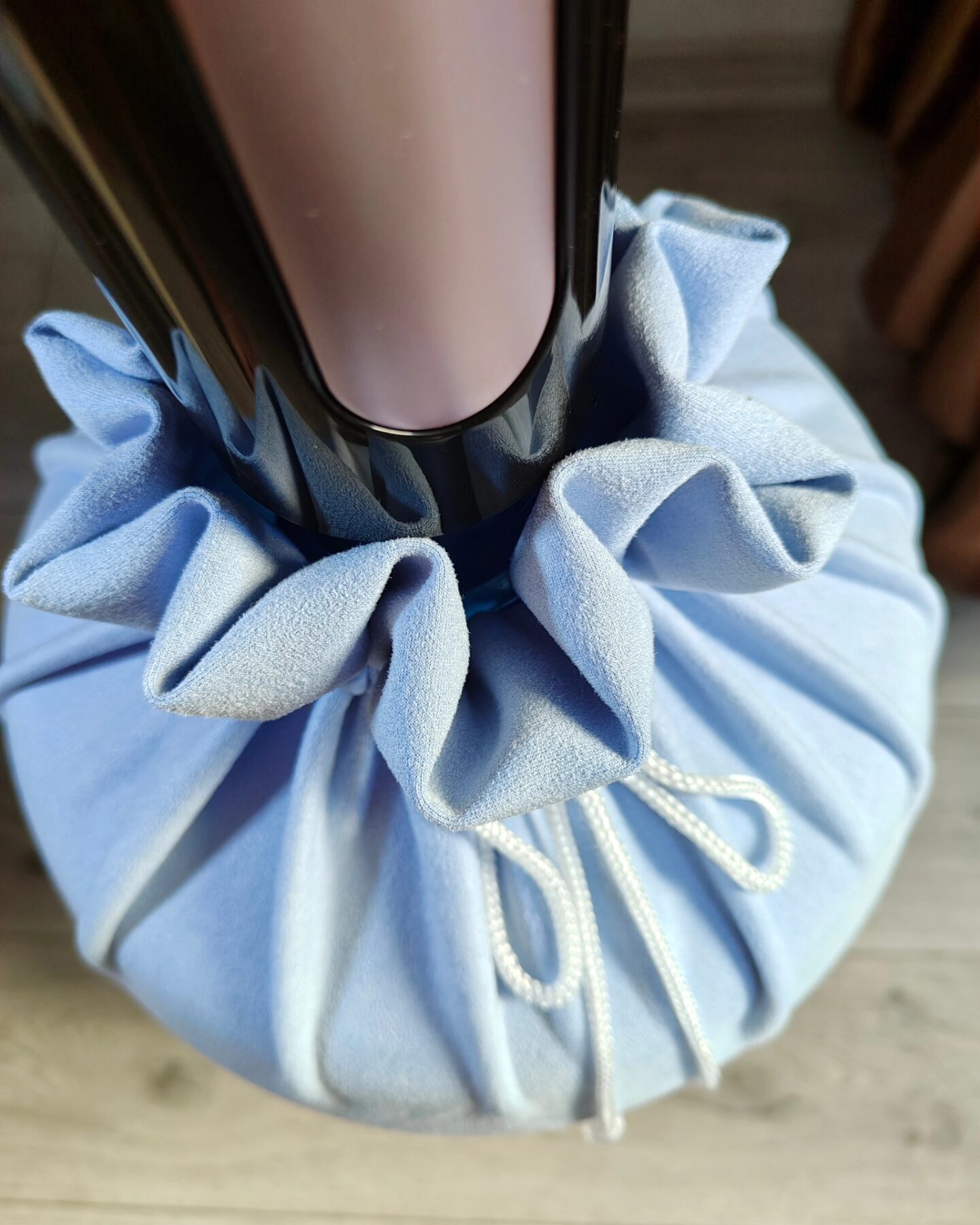 Чохол на бутель 19л water