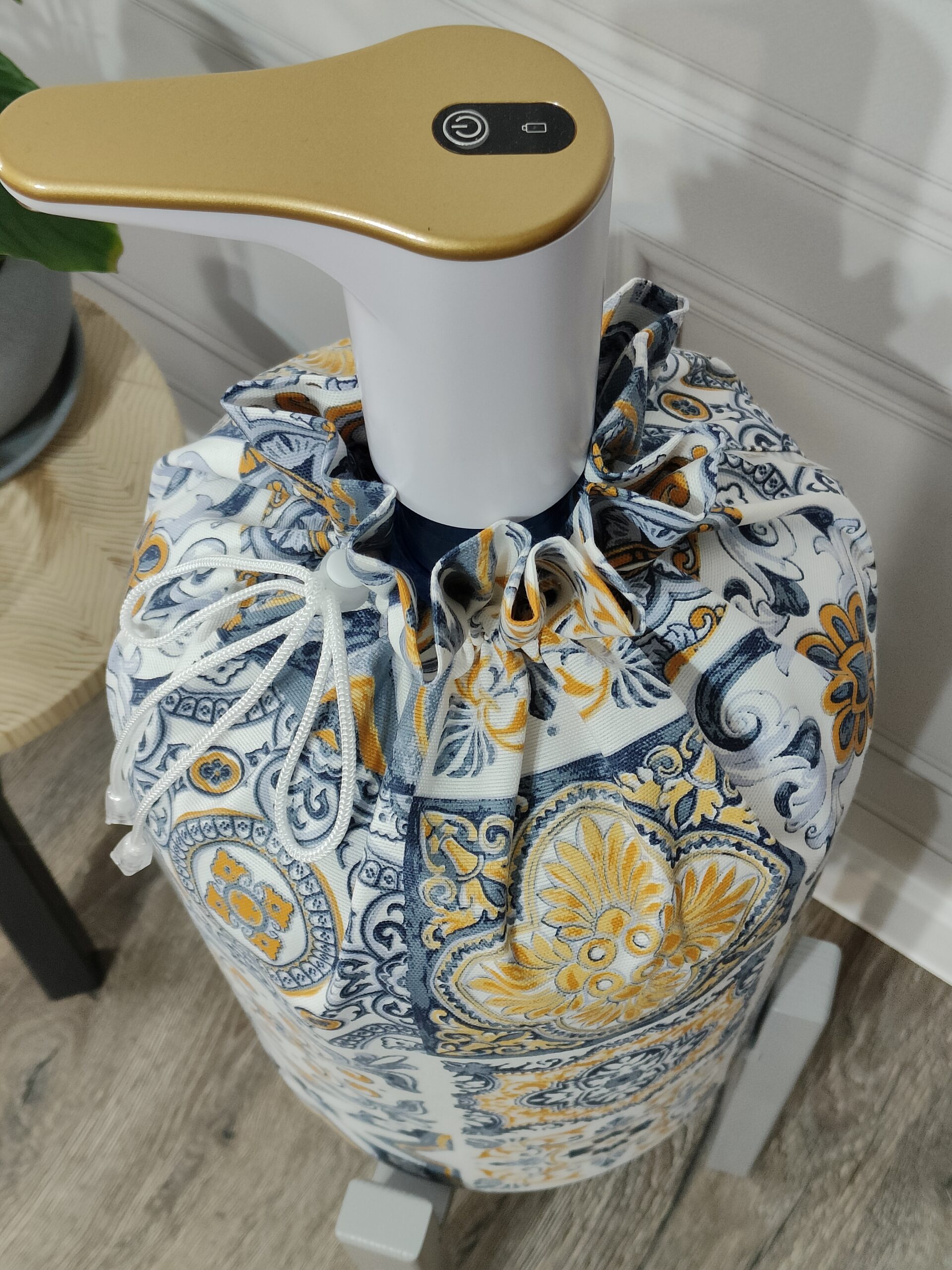 Чохол на бутель 19л плитка